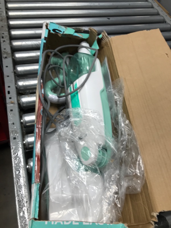 Photo 2 of ***PADS MISSING - USED AND DIRTY - POWERS ON - UNABLE TO TEST FURTHER***
Shark S1000 Steam Mop Teal/White