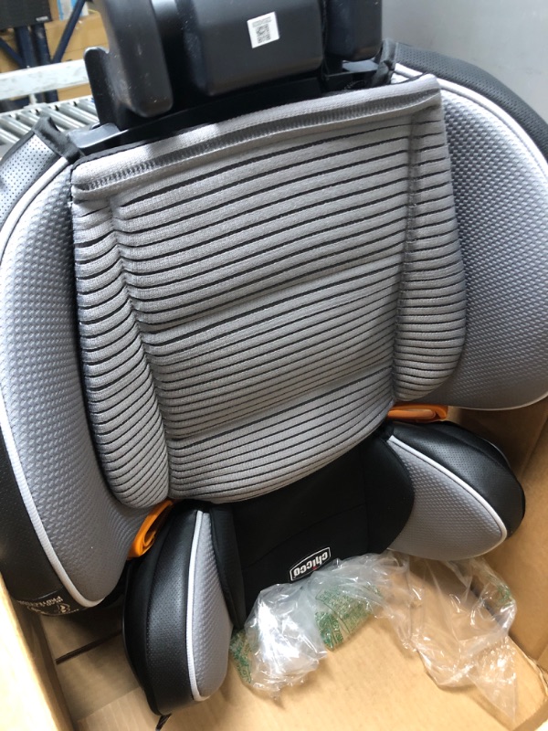 Photo 3 of car seat