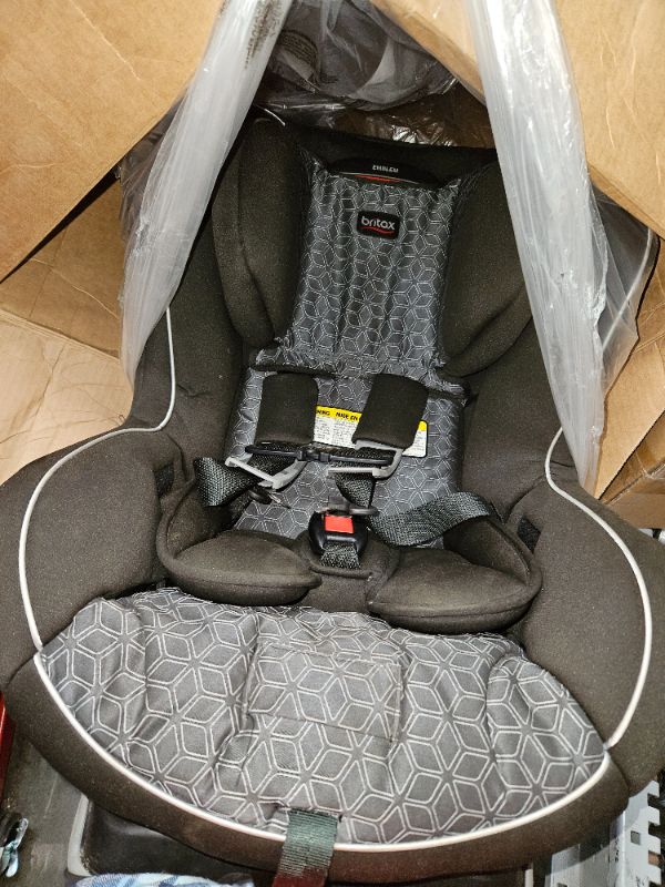 Photo 2 of Britax Emblem 3 Stage Convertible Car Seat, Fusion