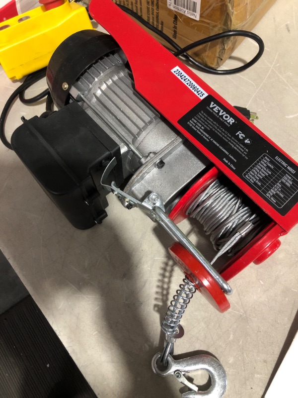 Photo 4 of * used * see all images * 
VEVOR 440LBS Electric Hoist With Wireless Remote Control & Single/Double Slings Electric Winch,