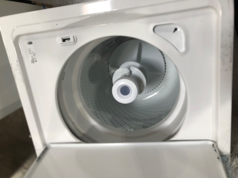 Photo 5 of Whirlpool 3.5-cu ft High Efficiency Agitator Top-Load Washer (White)
