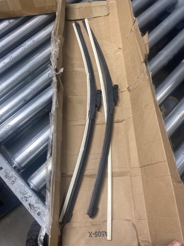 Photo 2 of Continental ClearContact 25" Beam Wiper Blades - 2 Pack Set in Frustration Free Packaging