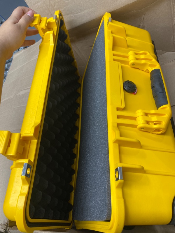 Photo 2 of Pelican 1510 Case With Foam (yellow) Desert Tan With Foam