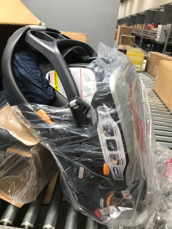 Photo 1 of Chicco Bravo Trio Travel System and Extra Base Bundle, Brooklyn, Navy Brooklyn Bravo with Extra Base (2 total)