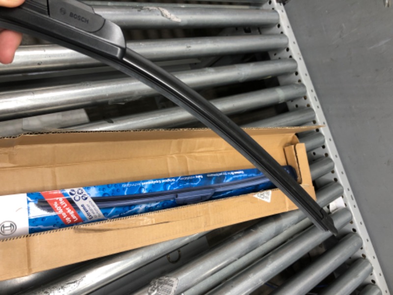 Photo 2 of Bosch ICON Wiper Blades 26A19A (Set of 2) Fits Acura: 18-13 ILX, Chrysler: 17-15 0, Honda: 12-18 Accord, Toyota: 15-10 Toyota Prius +More, Up to 40% Longer Life, Frustration Free Packaging 26A and 19A Frustration Free Combo Wiper Blades