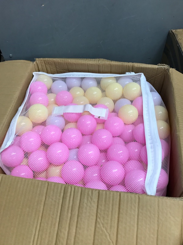 Photo 2 of Amazon Basics BPA Free Crush-Proof Plastic Ball Pit Balls with Storage Bag, Toddlers Kids 12+ Months, 6 Pastel Colors - Pack of 400 6 Pastel Colors 400 Balls