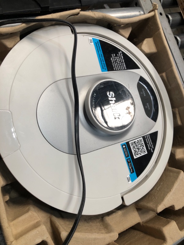 Photo 4 of ***SEE NOTES***Shark AV2511AE AI Ultra Robot Vacuum, with Matrix Clean, Home Mapping, 60-Day Capacity Bagless Self Empty Base, Perfect for Pet Hair, Wifi, Compatible with Alexa, Black/Silver 60-Day Capacity + 2nd Generation