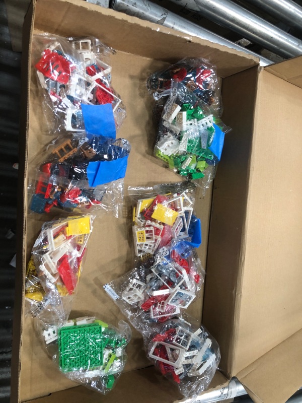 Photo 1 of Bundle of Miscellaneous Legos from Unknown Set