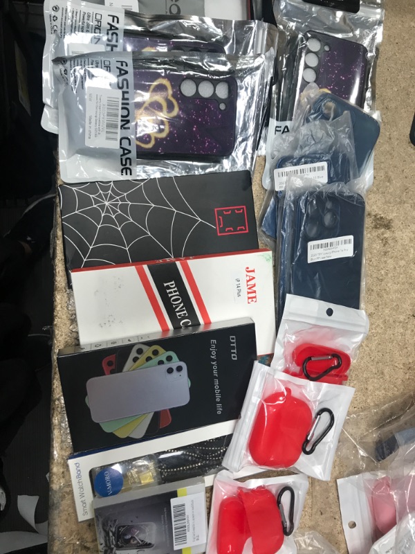 Photo 1 of 12 pc Assorted Phone/Accessory bundle