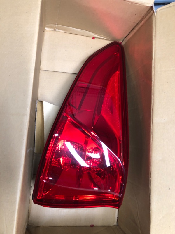 Photo 2 of TYC Left Tail Light Assembly Compatible with 2018-2022 Honda Odyssey