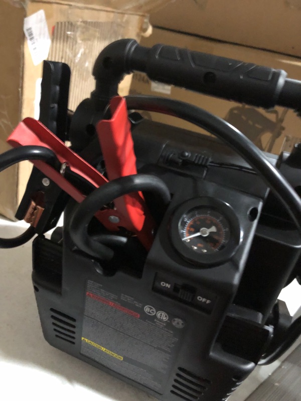 Photo 4 of * does not hold charge * sold for parts/repair *
STANLEY FATMAX J7CS Portable Power Station Jump Starter: 700 Peak/350 Instant Amps, 120 PSI Air Compressor