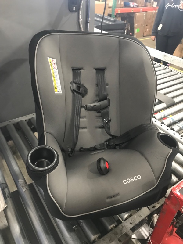 Photo 2 of Cosco Onlook 2-in-1 Convertible Car Seat, Rear-Facing 5-40 pounds and Forward-Facing 22-40 pounds and up to 43 inches, Black Arrows