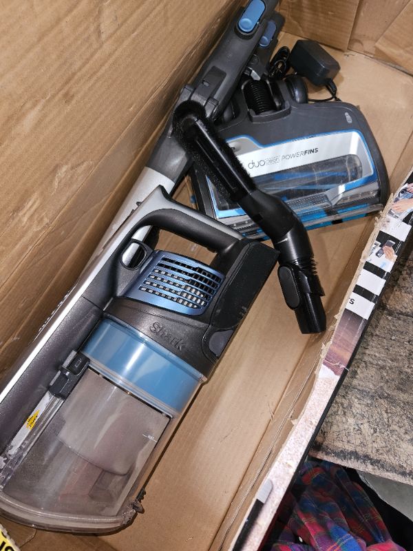 Photo 2 of (USED) Shark IZ462H Vertex Ultra Lightweight Cordless Stick Vacuum with DuoClean PowerFins, Crevice, Pet Multi-Tool, Anti-Allergen, Brush, Removable Handheld, Flex, 60 min Runtime, Blue, MultiFLEX MultiFLEX Standard Cordless Stick