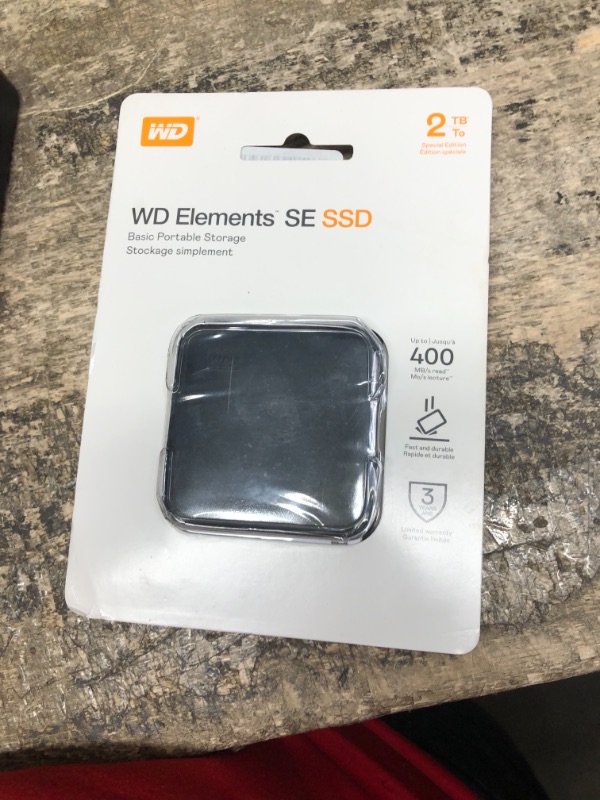 Photo 2 of Western Digital 2TB Elements SE - Portable SSD, USB 3.0, Compatible with PC, Mac - WDBAYN0020BBK-WESN 2TB SSD