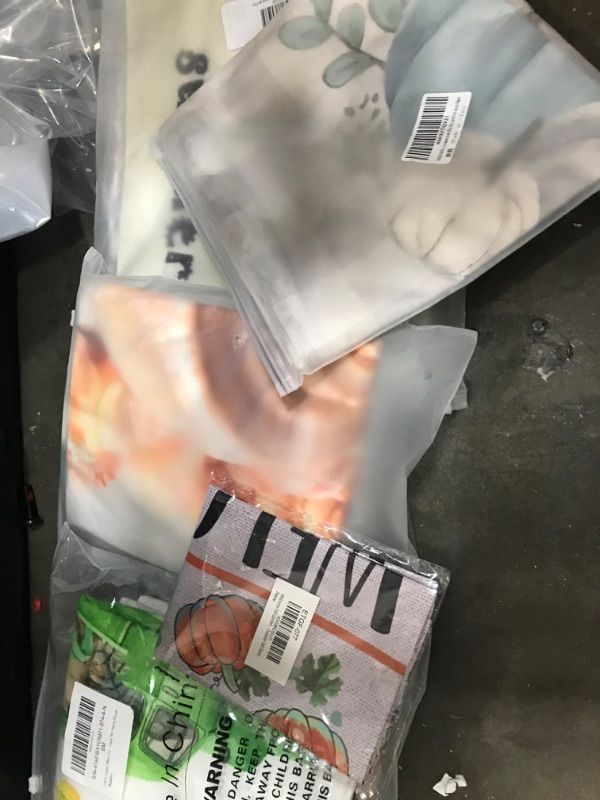 Photo 1 of 10 bundled items