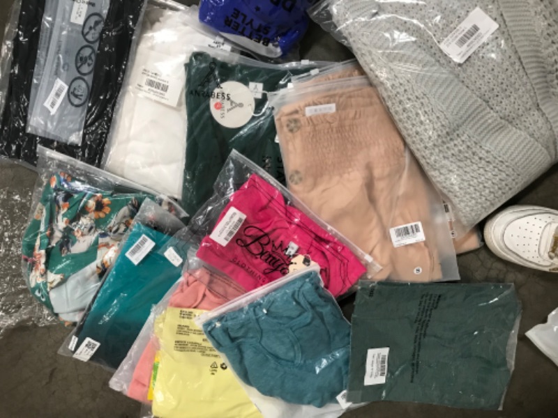 Photo 1 of BUNDLE OF 14 WOMENS SMALL CLOTHING ITEMS