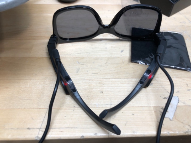 Photo 5 of **Brand New , Opened To Test** LeMuna Smart Glasses, Bluetooth Audio Sunglasses, Open Ear Glasses Clear Quality Call & Music, Comfort Fit For Golf Driving Travel Fishing
