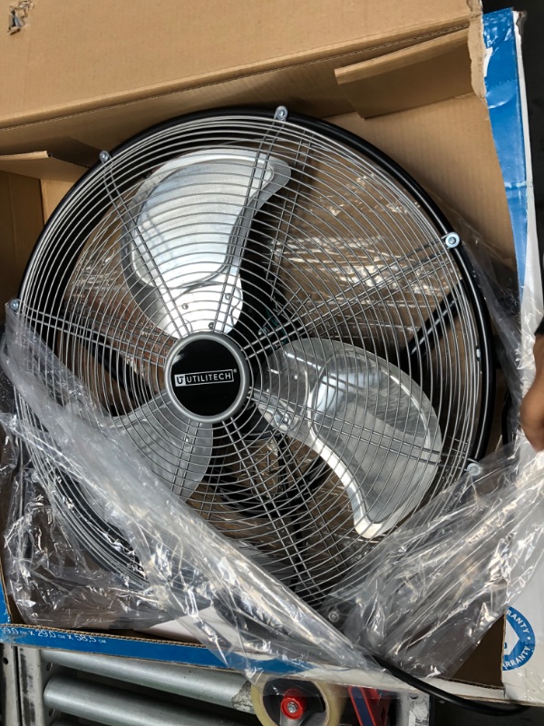 Photo 2 of ***NON-FUNCTIONAL*** Utilitech Pro 20-in 3-Speed High Velocity Fan