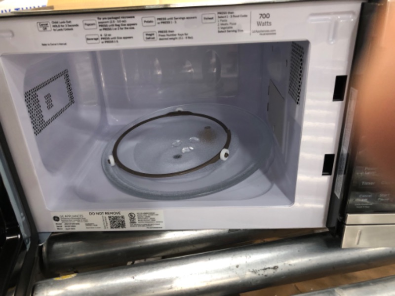 Photo 6 of ***NON-FUNCTIONAL*****  Hamilton Beach 0.9 Cu. Ft. Countertop Microwave Oven 900 Watts Stainless Steel
