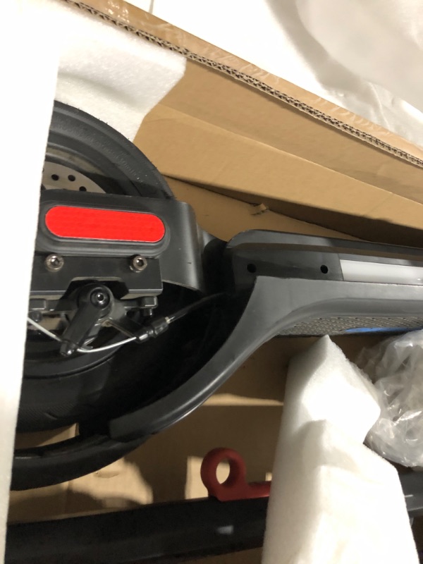 Photo 1 of **FOR PARTS ONLY**
Wheelspeed Electric Scooter, 20-25 Miles & 15 MP WS1 PRO