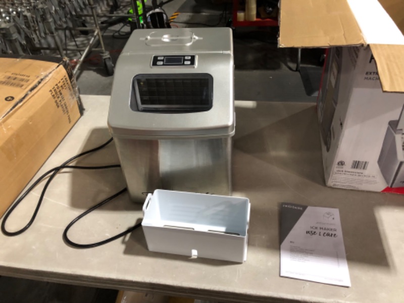 Photo 1 of ***UNTESTED - SEE NOTES***
FRIGIDAIRE EFIC452-SS 40 Lbs Extra Large Clear Maker, Stainless Steel