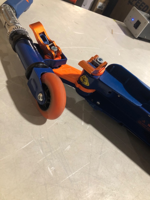 Photo 3 of * used * broken kickstand * 
Valor Kick Scooter Toy, Ultra Compact & Lightweight Foldable Scooter Kids with ABEC7 Wheel Bearing