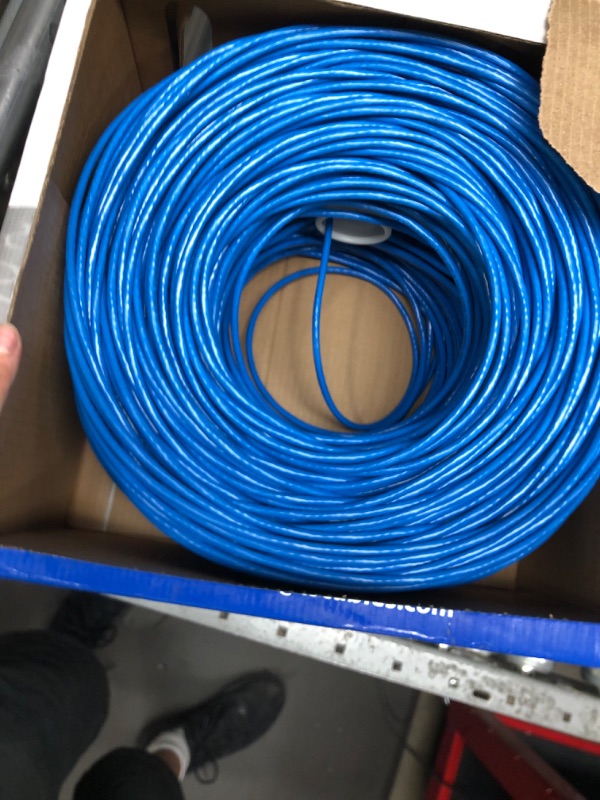 Photo 1 of Cat6 Plenum (CMP) 1000ft Cable, 23AWG | 100% Solid Bare Copper | 550MHz | Unshielded Twisted Pair (UTP) Bulk Ethernet Cable, Available in 10 Colors Blue