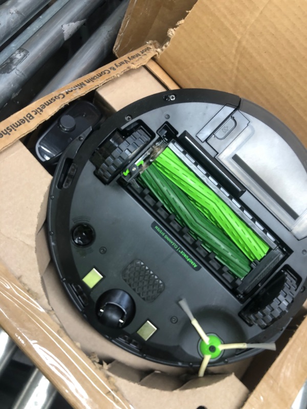 Photo 1 of ***SEE NOTES***robot vacuum