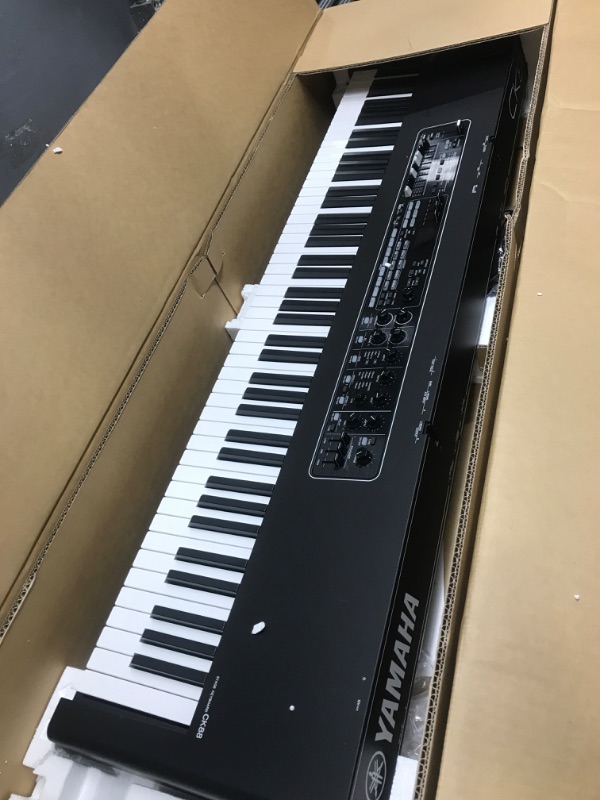 Photo 1 of ***USED - POWERS ON***
Yamaha CK Series 88-Key Stage Keyboard with Built-In Speakers, Black (CK88)