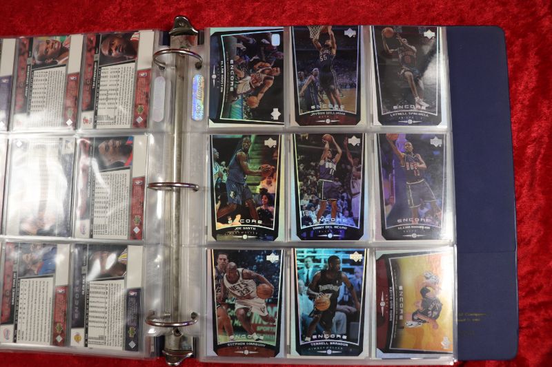 Photo 5 of Over 150 Basketball cards in binder 1988-99 (lots of ROOKIES)