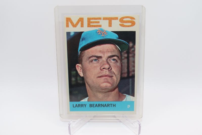 Photo 1 of 1964 Topps Larry Bearnarth (EX) Mets