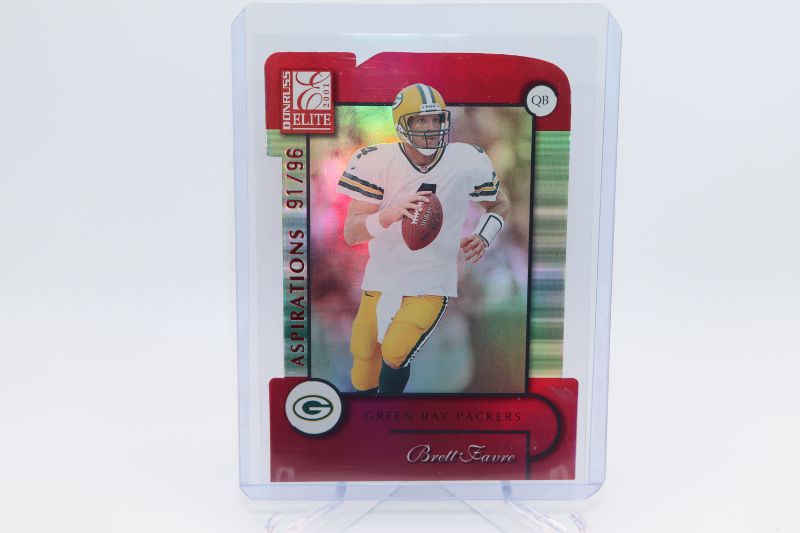 Photo 1 of Brett Favre 2001 Donruss Elite diecut (Mint) #’d /96