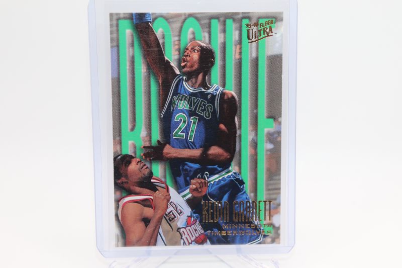 Photo 1 of Kevin Garnett 1995 Fleer Ultra ROOKIE (Mint)