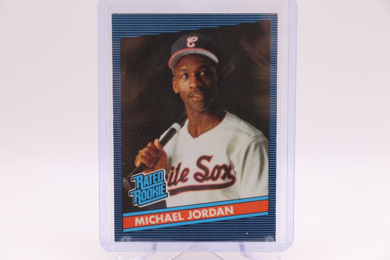 Photo 1 of Michael Jordan 1986 Donruss Baseball style card (Mint) 