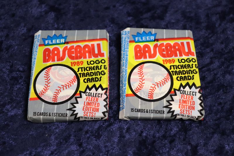 Photo 1 of 1989 Fleer Baseball wax packs x2 (Sealed) possible Fface Ripken