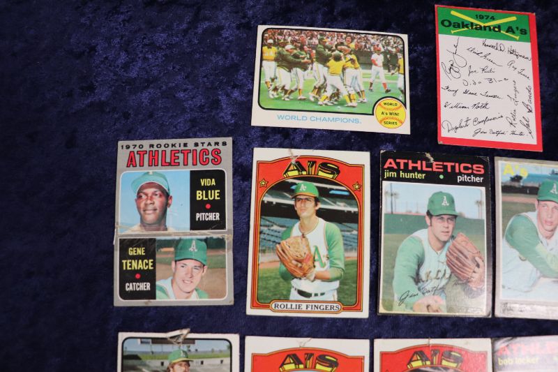 Photo 2 of 22 card lot 1970-1972 A’s stars (Poor-G)