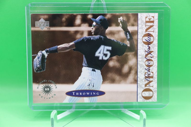 Photo 1 of Michael Jordan 1995 UD Baseball (Mint) 1