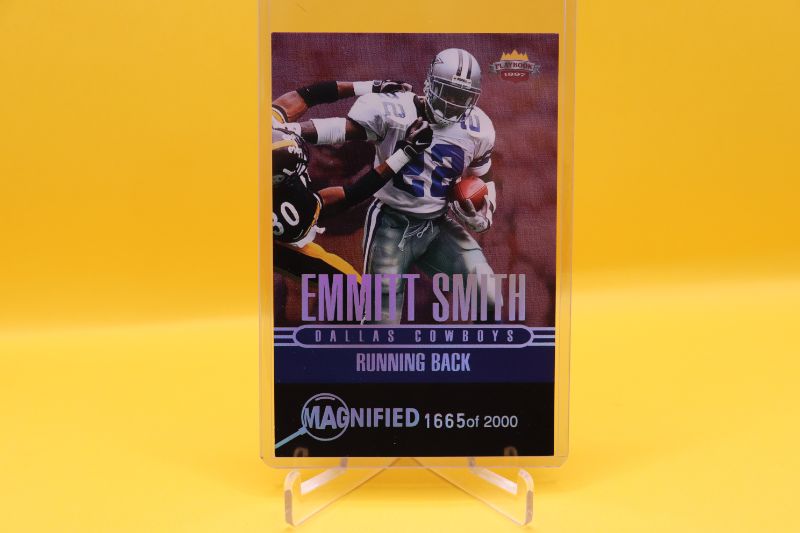 Photo 1 of Emmitt Smith 1997 Score Board 3.5x4.5 (Mint) RARE #’d /2000