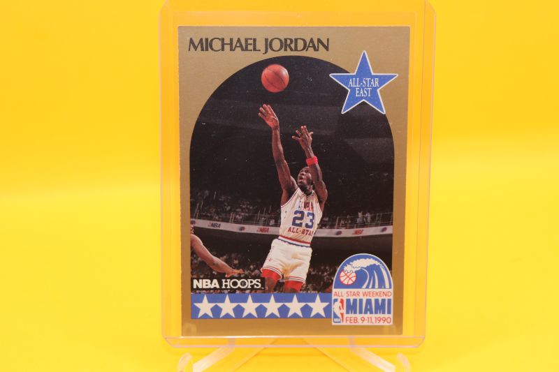 Photo 1 of Michael Jordan 1990 Hoops (Mint) 5