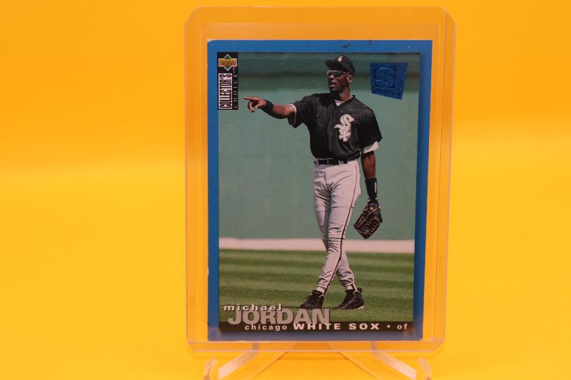 Photo 1 of Michael Jordan 1994 UD Baseball (EX-NrMt) 238