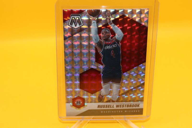 Photo 1 of Russell Westbrook 2020 Mosaic Silver Prizm (Mint)