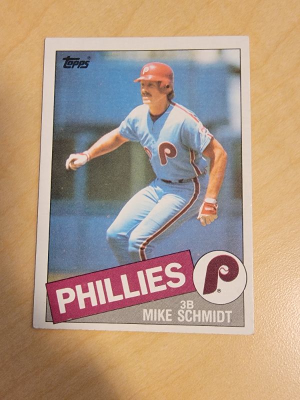 Photo 1 of 1985 MIKE SCHMIDT TOPPS CARD GOOD TO GREAT CONDITION