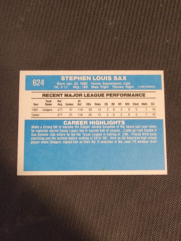 Photo 2 of 1982 STEVE SAX ROOKIE CARD BY DONRUSS - EXCELLENT CONDITION