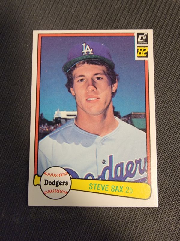 Photo 1 of 1982 STEVE SAX ROOKIE CARD BY DONRUSS - EXCELLENT CONDITION