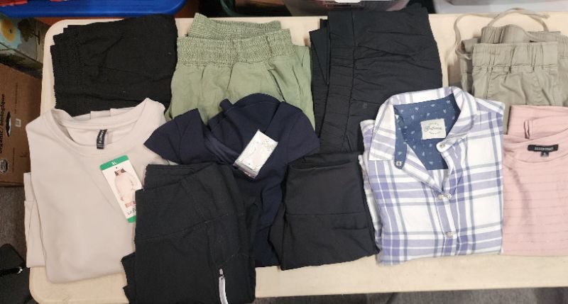 Photo 1 of 10 PIECES CLOTHING MIXED SIZES USED CONDITION MOSTLY WOMEN'S NO RETURNS