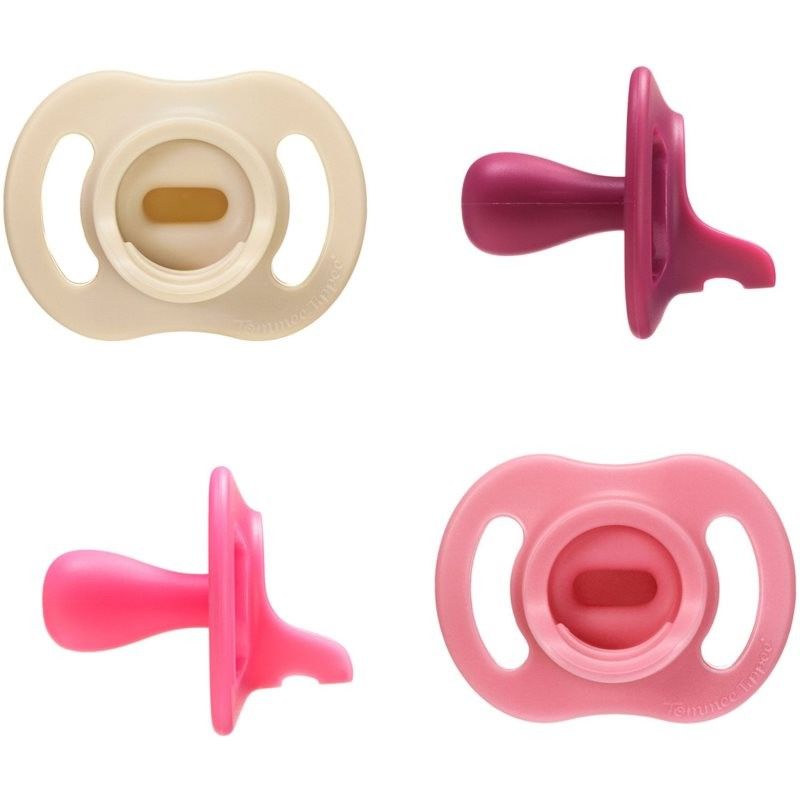 Photo 1 of Tommee Tippee Ultra Light Stay Put 6-18 M Dummy Boy 4 Pc