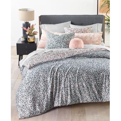 Photo 1 of KING SIZE Whim by Martha Stewart Collection Reversible 3-Pc. Cheetah-Print Comforter Set
Set includes: king comforter (90" x 104"), and two king shams (20" x 36")
Reversible
Thread count: face: 250; reverse: 144
Gray ground with pink cheetah-print accents