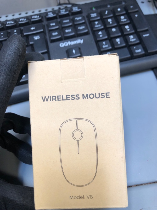 Photo 1 of wireless mouse