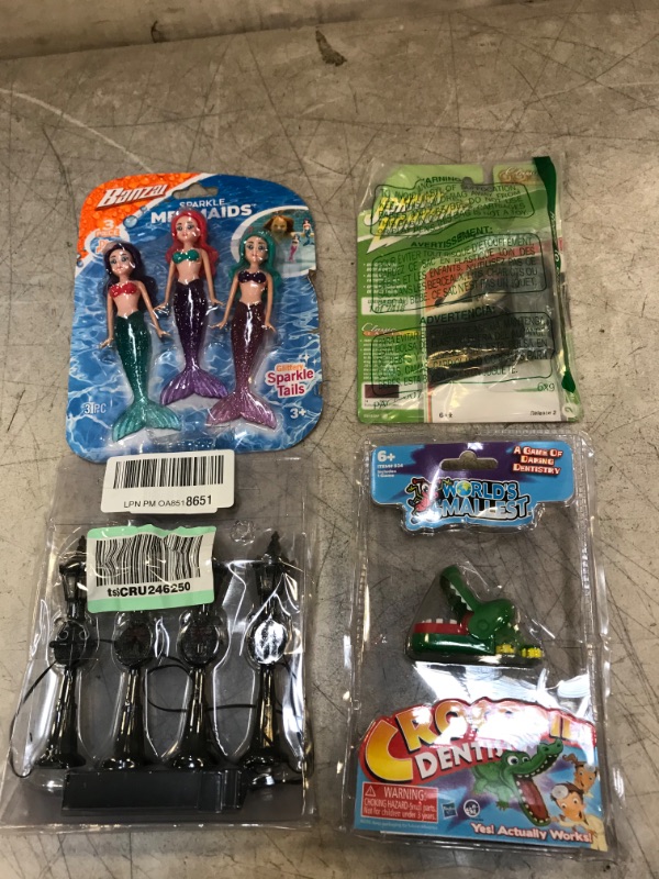 Photo 1 of 4PC TOY / FIGURINE LOT, SOLD AS IS