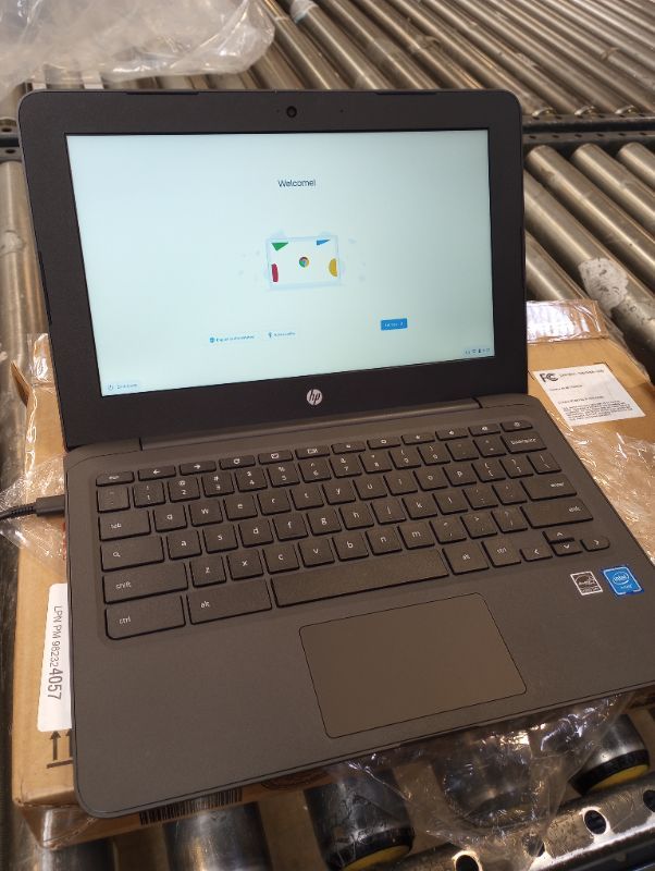 Photo 3 of HP Pavilion 15 Laptop, 12th Generation Intel Core i7-1255U Processor, 16 GB RAM, 512 GB SSD, 15.6" Full HD Display, Windows 11 Pro, Fingerprint Reader, Wi-Fi & Bluetooth, HD Webcam (15-eg2025nr 2022)